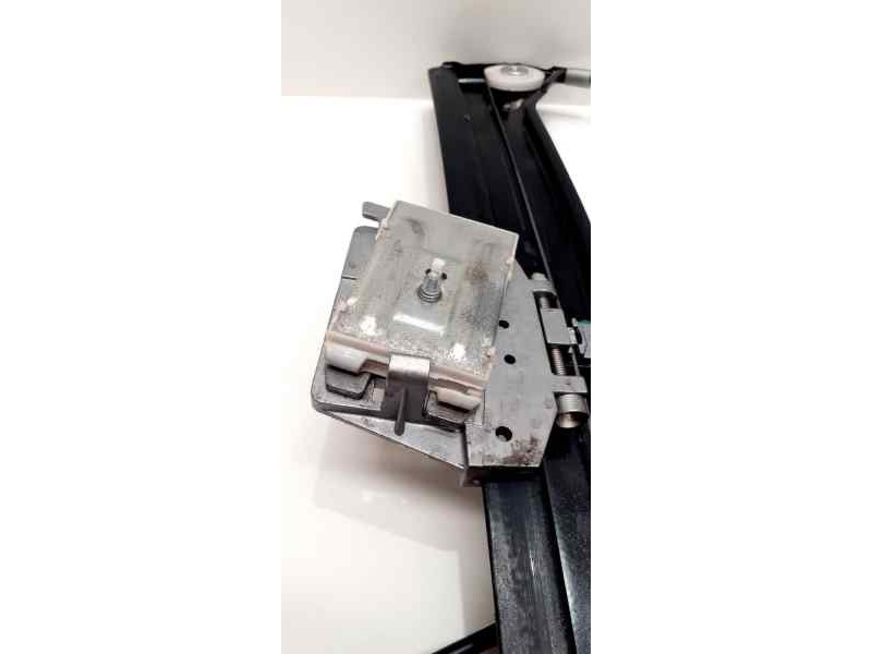 Recambio de elevalunas delantero derecho para mercedes-benz clase clk (w209) coupe 220 cdi (209.308) referencia OEM IAM A2308200
