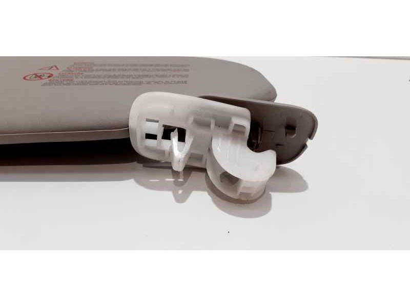 Recambio de parasol derecho para renault clio iii exception referencia OEM IAM 8200294229 41710 