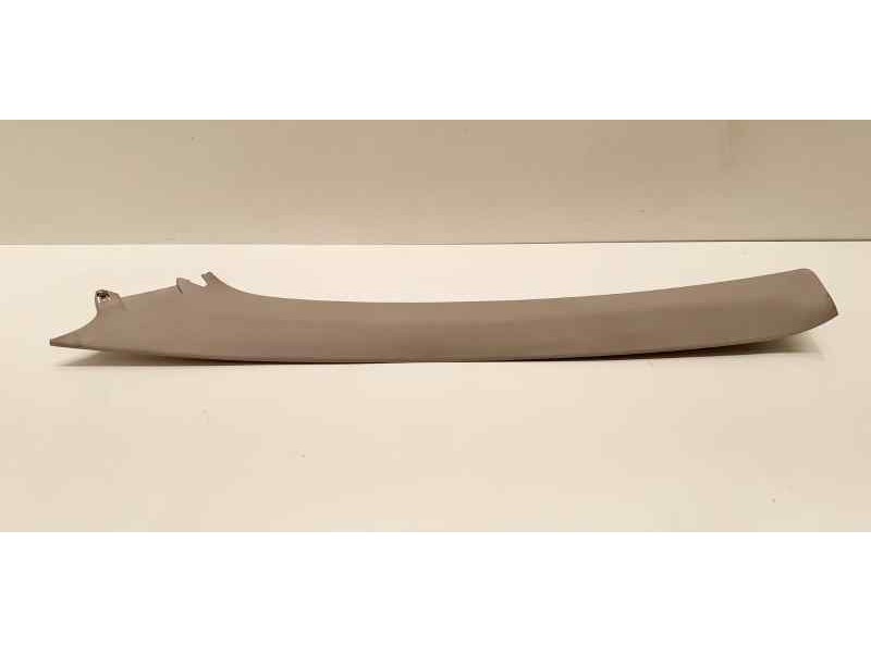 Recambio de moldura para renault clio iii exception referencia OEM IAM 8200293766 41739 