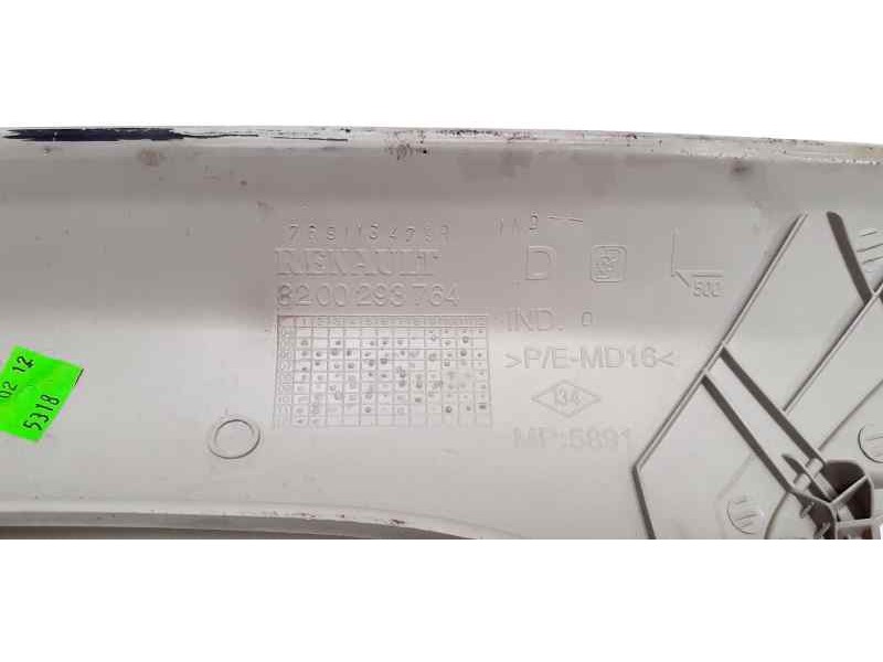 Recambio de moldura para renault clio iii exception referencia OEM IAM 8200293764 41740 