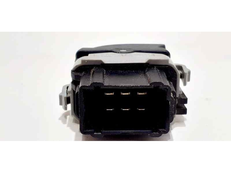 Recambio de mando elevalunas trasero derecho para renault clio iii exception referencia OEM IAM 214936B 41776 