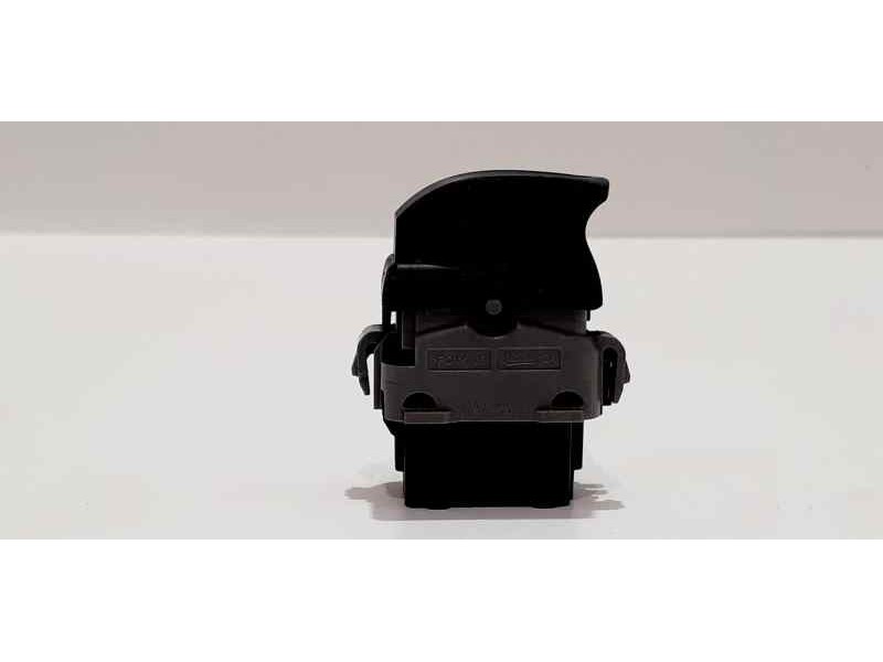 Recambio de mando elevalunas trasero derecho para renault clio iii exception referencia OEM IAM 214936B 41776 