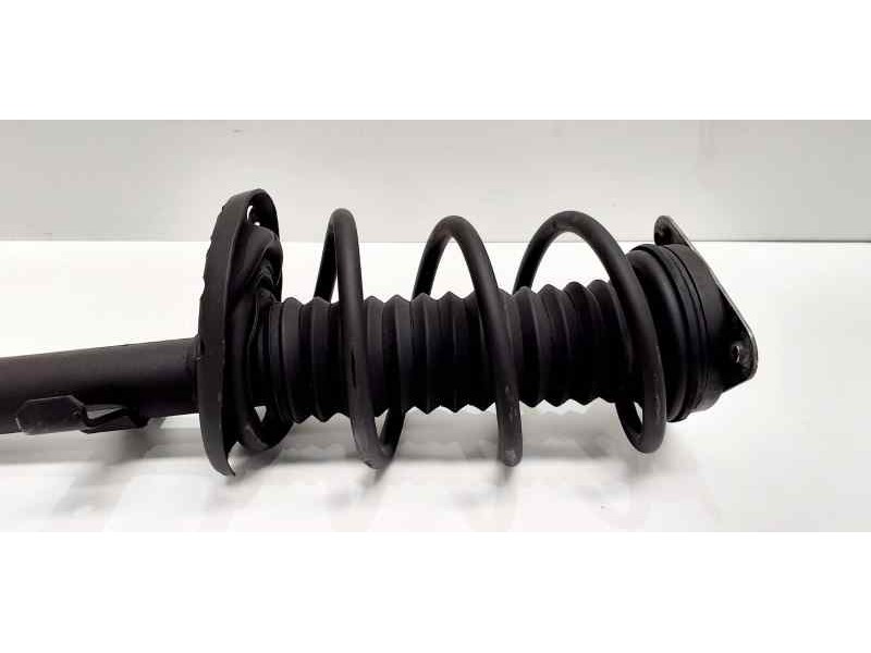 Recambio de amortiguador delantero izquierdo para renault clio iii exception referencia OEM IAM 543024644 41819 