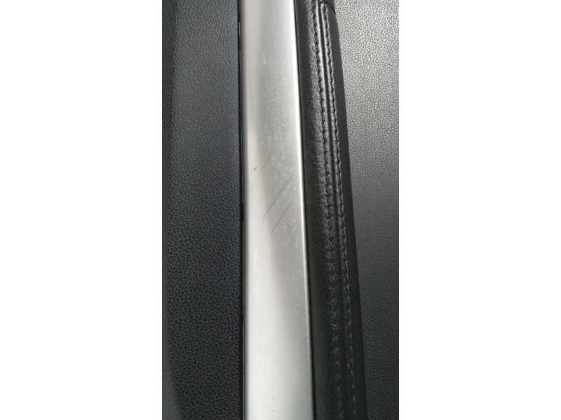 Recambio de guarnecido puerta trasera derecha para mercedes-benz clase m (w164) 500 (164.175) referencia OEM IAM M113964 58220 