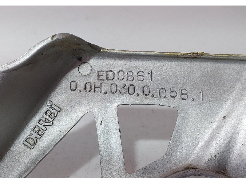 Recambio de cadena para derbi senda 125 senda 125 r referencia OEM IAM HONDAJD09E 68699 