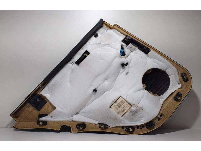 Recambio de guarnecido puerta trasera derecha para mercedes-benz clase m (w164) 500 (164.175) referencia OEM IAM M113964 58220 