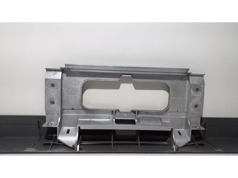 Recambio de paragolpes delantero para mercedes-benz actros 2/3 2 - ejes / 6 cil. 1841 4x2 om 501 la l (largo) referencia OEM IAM