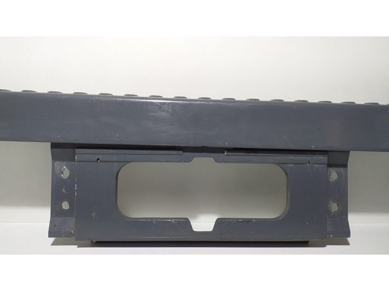 Recambio de paragolpes delantero para mercedes-benz actros 2/3 2 - ejes / 6 cil. 1841 4x2 om 501 la l (largo) referencia OEM IAM