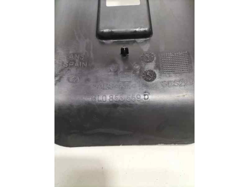 Recambio de molduras delanteras para seat ibiza (6l1) signo referencia OEM IAM 6L0858559 84290 