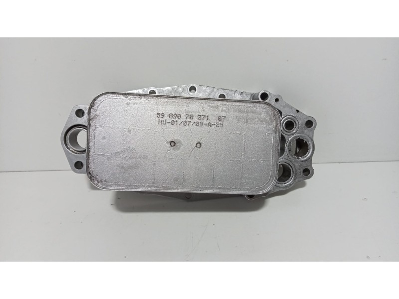 Recambio de enfriador aceite motor para land rover discovery 4 3.0 td v6 cat referencia OEM IAM 5989070371 75620 R