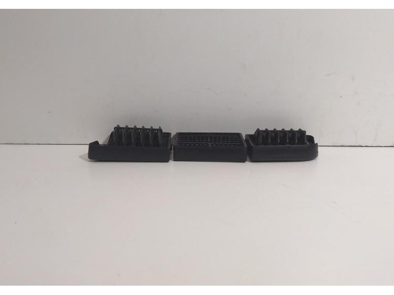 Recambio de rejilla aireadora para peugeot boxer caja cerr. techo sobreelev. (rs3200)(230)(´02) 1800 td techo elevado referencia