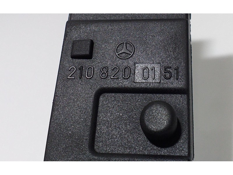 Recambio de intercooler para mercedes-benz clase slk (w170) roadster 230 compressor (170.447) referencia OEM IAM 2108200151 5827