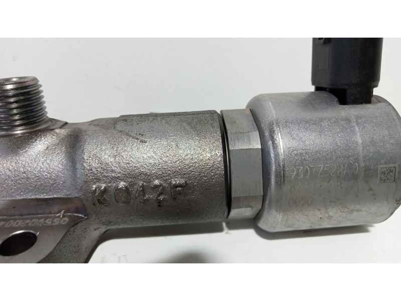 Recambio de rampa inyectora para mercedes-benz clase e (w212) familiar 2.1 cdi cat referencia OEM IAM A65110700495 75626 R