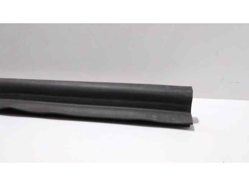 Recambio de gomas contorno puerta para audi a4 avant (8k5) (2008) básico referencia OEM IAM 8T0823723B 46507 