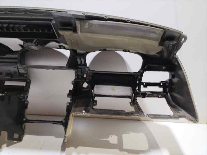 Recambio de salpicadero para bmw serie 5 berlina (e60) 520d referencia OEM IAM 7034108 86714 