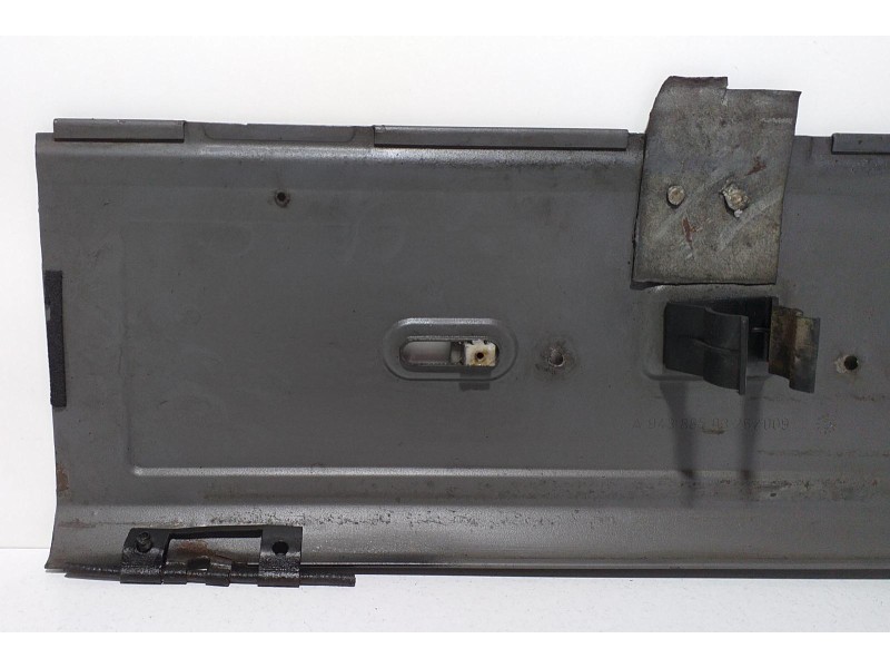 Recambio de portamatriculas para mercedes-benz actros 2/3 2 - ejes / 6 cil. 1841 4x2 om 501 la l (largo) referencia OEM IAM A943