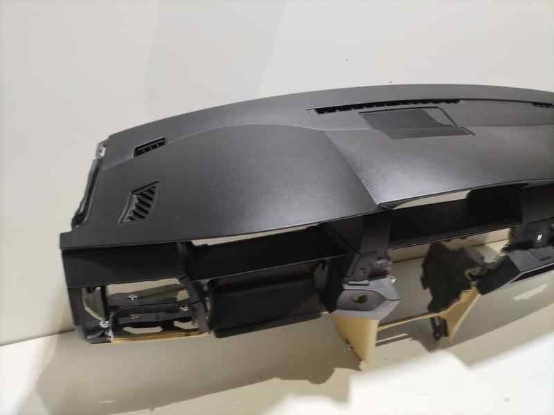 Recambio de salpicadero para bmw serie 5 berlina (e60) 520d referencia OEM IAM 7034108 86714 