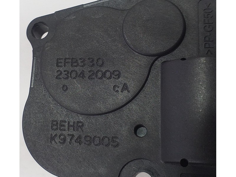 Recambio de motor apertura trampillas climatizador para audi q5 (8r) 3.0 tdi referencia OEM IAM EFB330 68721 