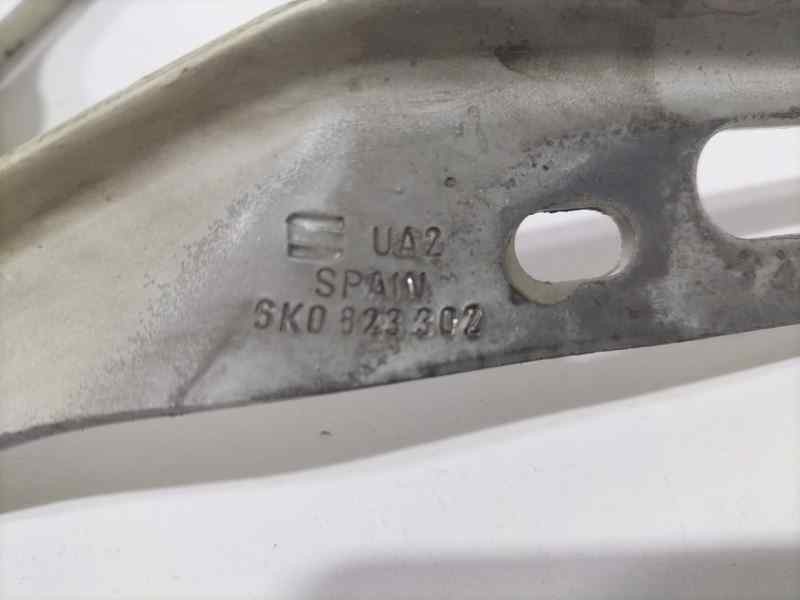 Recambio de bisagra de capot para seat ibiza (6k) glx referencia OEM IAM 6K0823302 82055 
