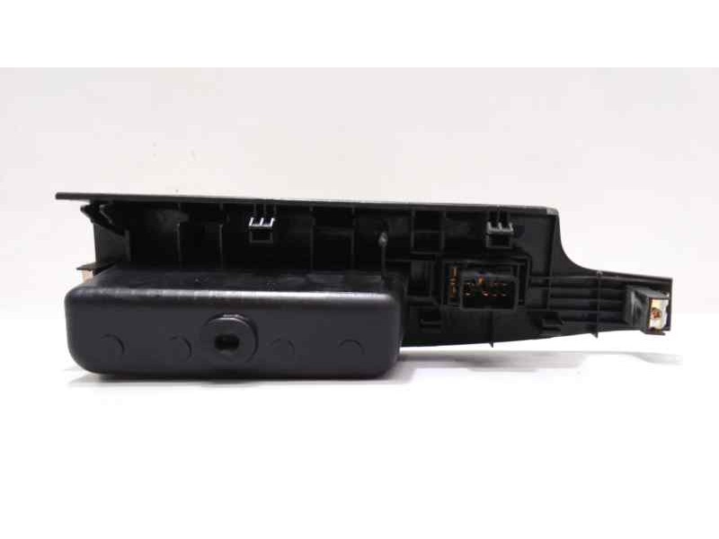 Recambio de mando elevalunas trasero izquierdo para kia sorento 2.5 crdi active referencia OEM IAM 935803E000GW 46524 