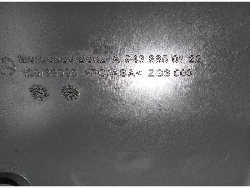 Recambio de moldura para mercedes-benz actros 2/3 2 - ejes / 6 cil. 1841 4x2 om 501 la l (largo) referencia OEM IAM A9438850122 