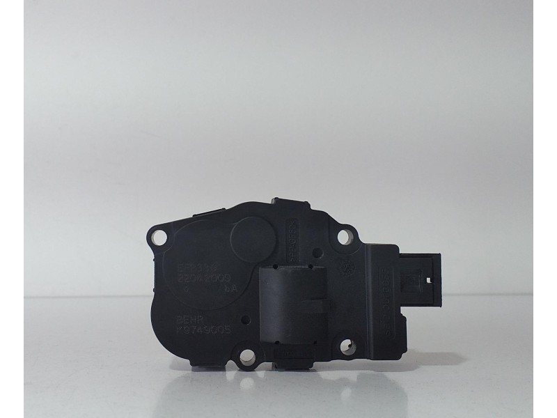 Recambio de motor apertura trampillas climatizador para audi q5 (8r) 3.0 tdi referencia OEM IAM EFB330 68725 