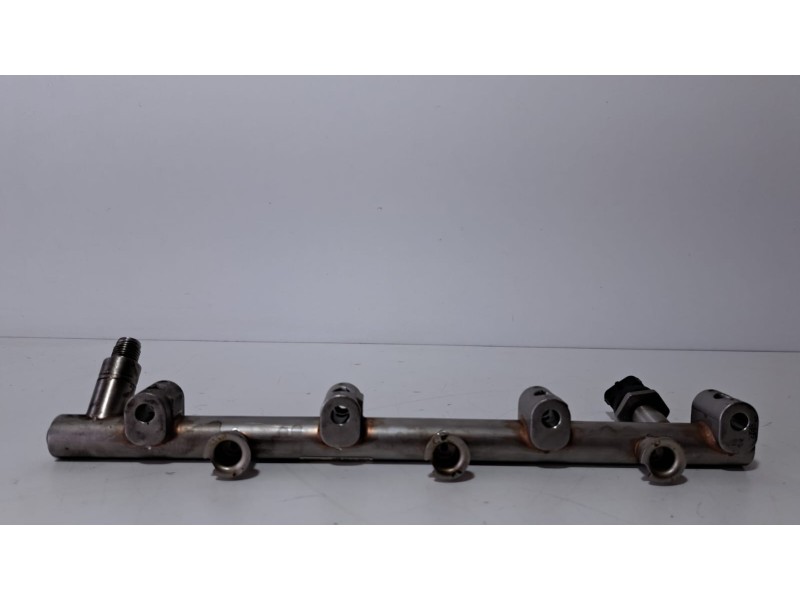 Recambio de rampa inyectora para chevrolet camaro 3.6i camaro 2010 referencia OEM IAM 12632257 75653 R