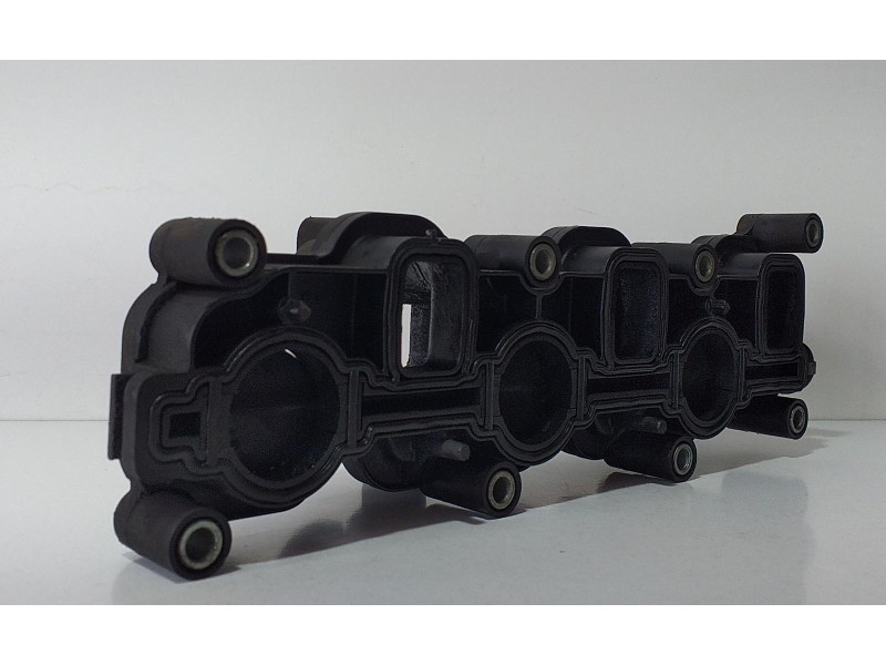 Recambio de colector admision para audi q5 (8r) 3.0 tdi referencia OEM IAM 059129712BG 68728 