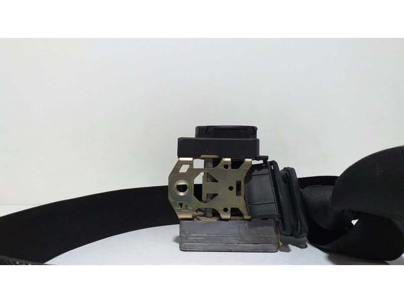 Recambio de cinturon seguridad delantero derecho para mercedes-benz clase c (w203) berlina 200 cdi (203.004) referencia OEM IAM 