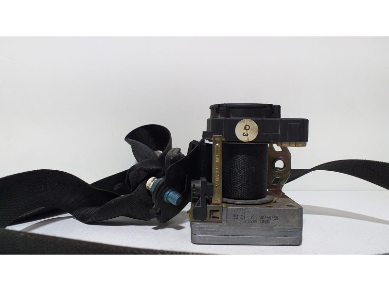 Recambio de cinturon seguridad delantero derecho para mercedes-benz clase c (w203) berlina 200 cdi (203.004) referencia OEM IAM 