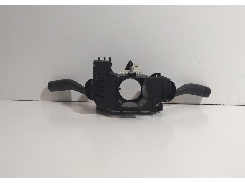 Recambio de mando multifuncion para volkswagen touareg (7l6) tdi v6 +motion referencia OEM IAM 7L6953503D 77885 