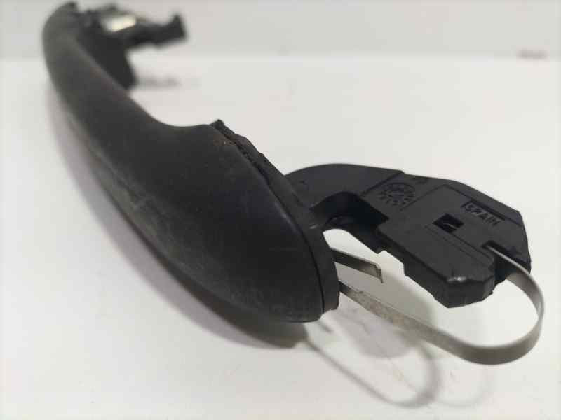 Recambio de maneta exterior delantera derecha para seat ibiza (6k) glx referencia OEM IAM 6K0837207 82068 