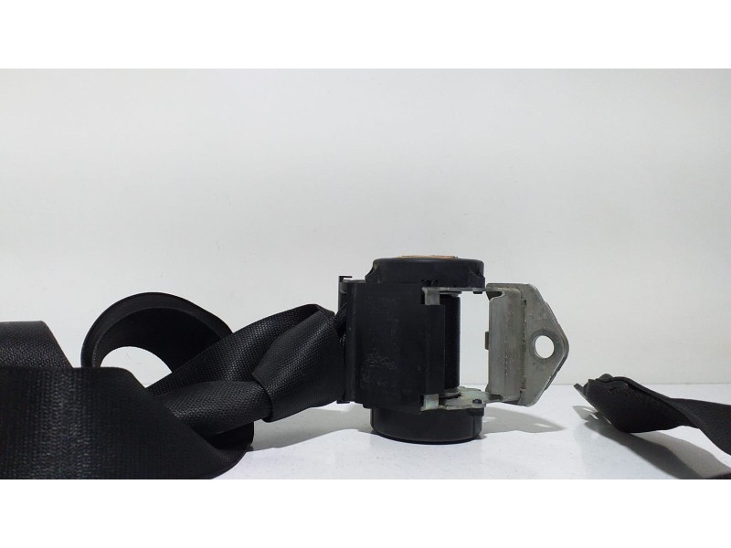Recambio de cinturon seguridad trasero derecho para bmw serie 1 berlina (e81/e87) 120d referencia OEM IAM 607051100B 66124 