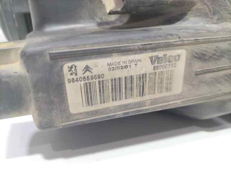 Recambio de faro izquierdo para peugeot 206 berlina xt referencia OEM IAM 9640559580 82071 