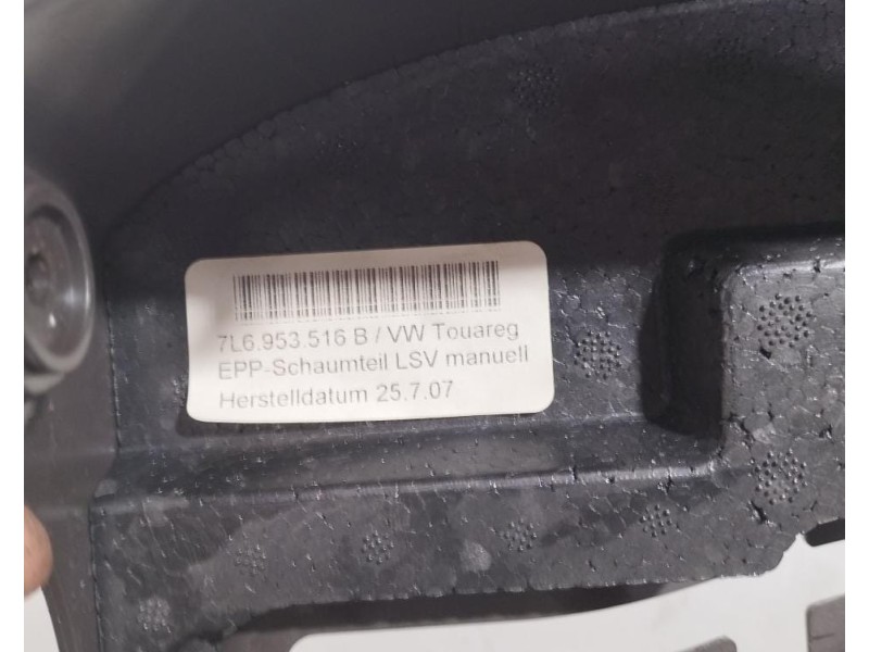 Recambio de molduras delanteras para volkswagen touareg (7l6) tdi v6 +motion referencia OEM IAM 7L6953516B 77891 