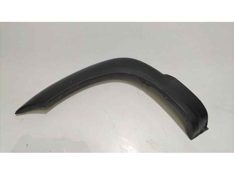 Recambio de aletin delantero izquierdo para hyundai tucson (jm) 2.0 crdi comfort (4wd) referencia OEM IAM 877112E000 84074 R