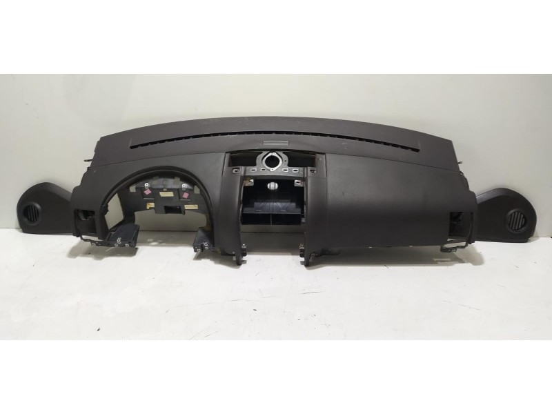 Recambio de salpicadero para volkswagen touareg (7l6) tdi v6 +motion referencia OEM IAM 7L6857076 77946 