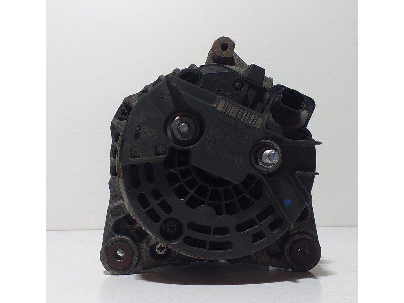 Recambio de alternador para nissan juke (f15) acenta referencia OEM IAM 8200728292E 68750 