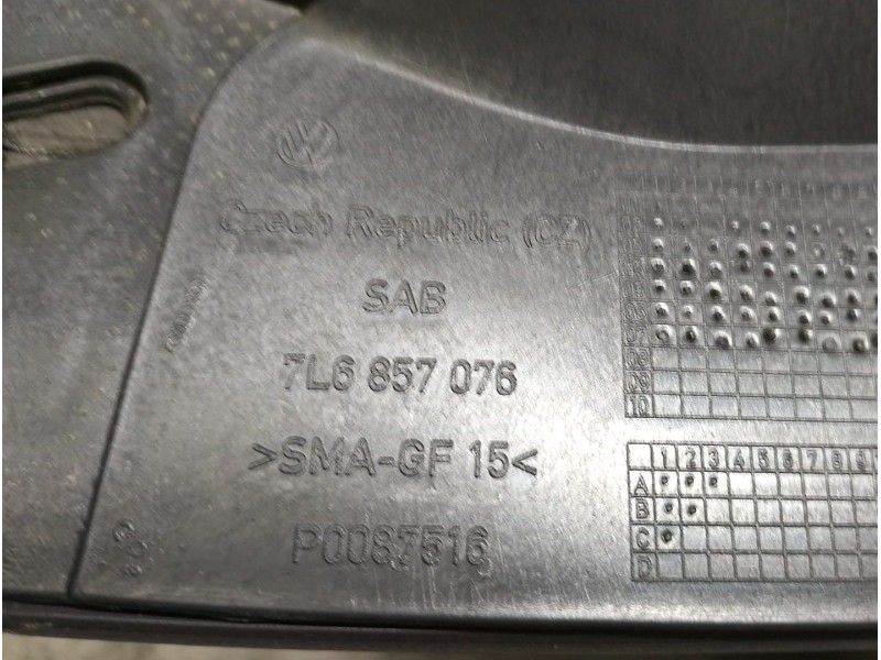 Recambio de salpicadero para volkswagen touareg (7l6) tdi v6 +motion referencia OEM IAM 7L6857076 77946 