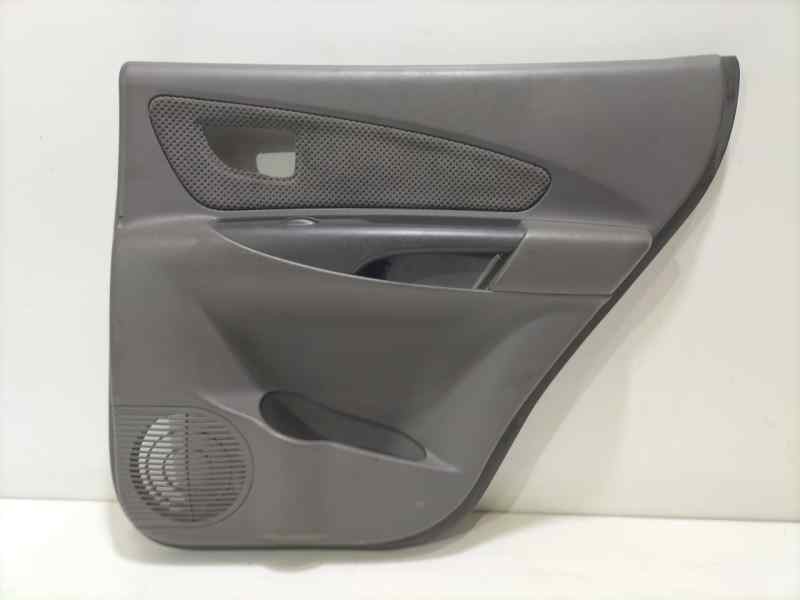 Recambio de guarnecido puerta trasera derecha para hyundai tucson (jm) 2.0 crdi style referencia OEM IAM 833812E000 82093 