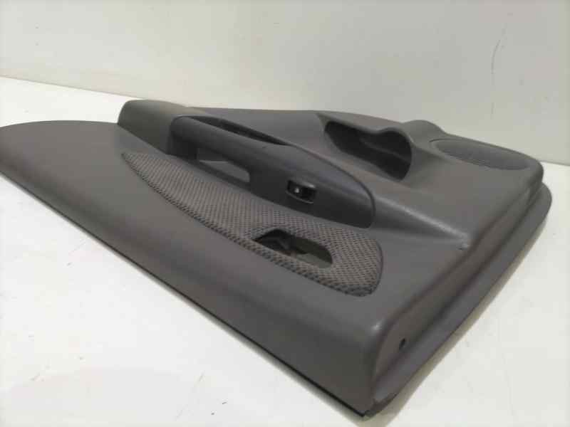 Recambio de guarnecido puerta trasera derecha para hyundai tucson (jm) 2.0 crdi style referencia OEM IAM 833812E000 82093 