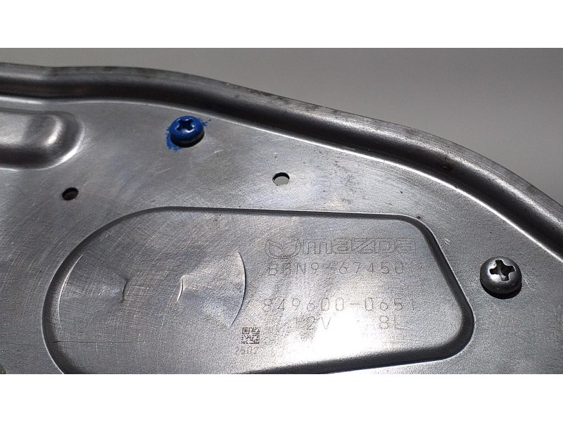 Recambio de motor limpia trasero para mazda 3 berlina (bk) 1.6 crdt active referencia OEM IAM 8496000651 66145 