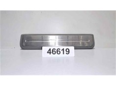 Recambio de molduras traseras para kia sorento 2.5 crdi active referencia OEM IAM 858883E000 46619 