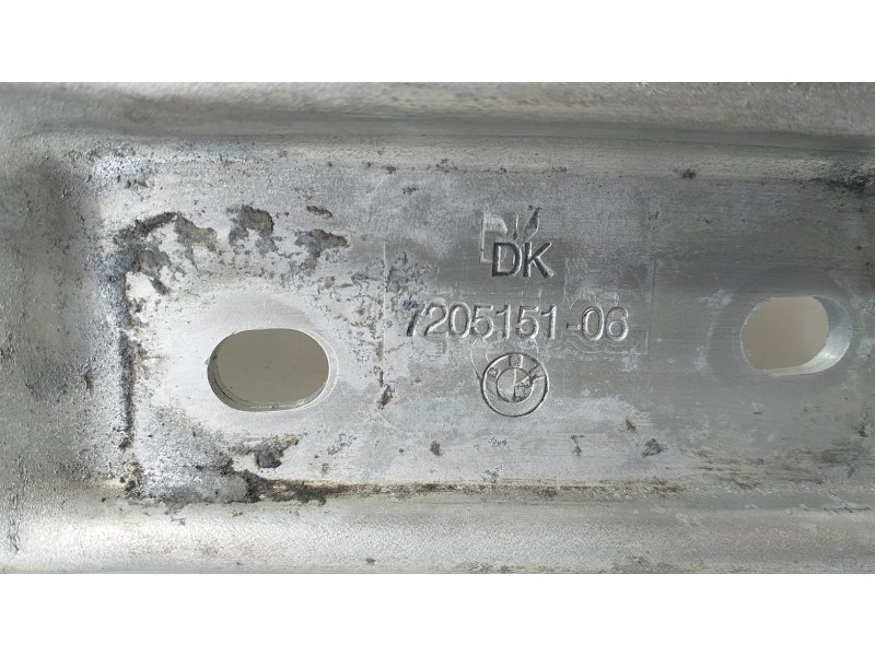 Recambio de refuerzo paragolpes delantero para bmw x5 (e70) m referencia OEM IAM 7205151 68770 