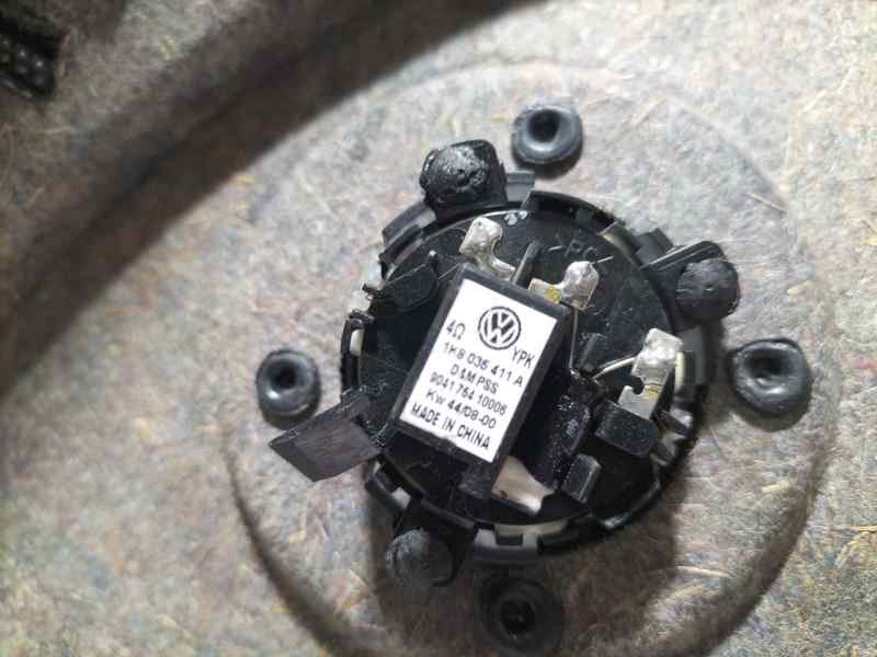 Recambio de guarnecido puerta trasera derecha para volkswagen golf vi (5k1) advance referencia OEM IAM 5K6867212 82095 