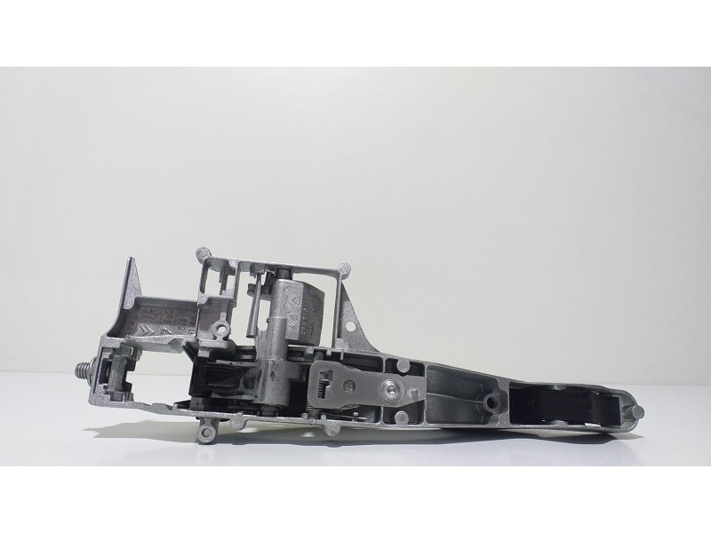 Recambio de maneta exterior delantera izquierda para peugeot 208 style referencia OEM IAM 9680168680 58429 