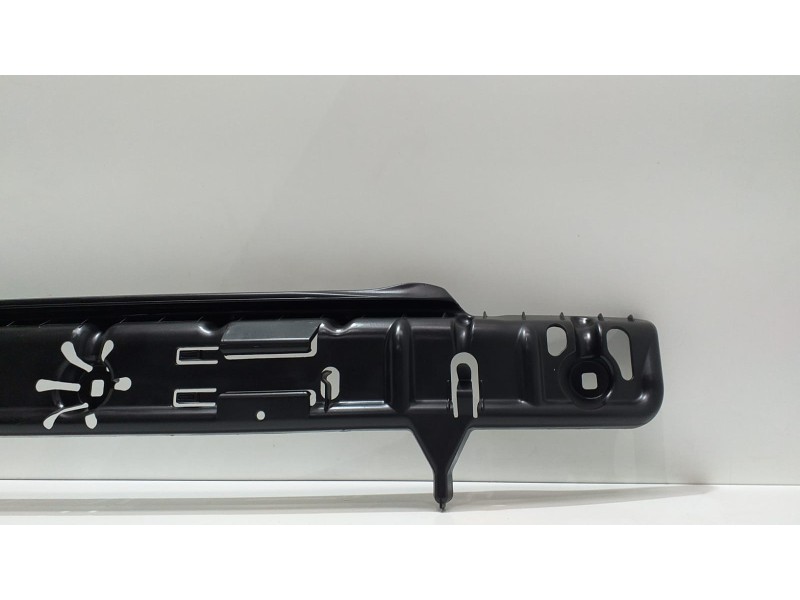 Recambio de molduras traseras para bmw serie 6 coupe (e63) 630i referencia OEM IAM 51127038195 54482 