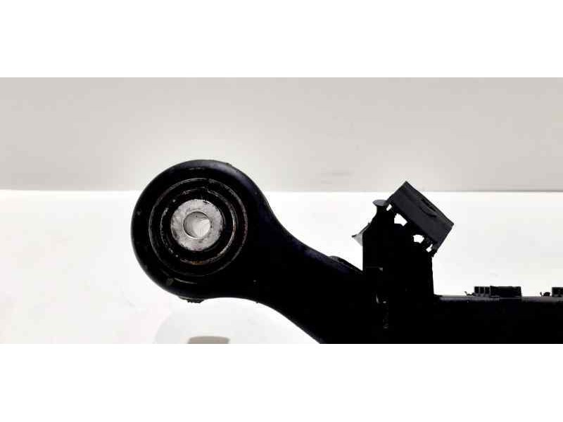 Recambio de tirante trasero derecho para bmw x5 (e53) 3.0d referencia OEM IAM 33326770860 42743 