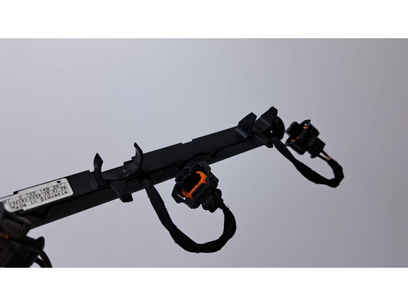 Recambio de inyector para chevrolet camaro 3.6i camaro 2010 referencia OEM IAM 12621095 75683 R