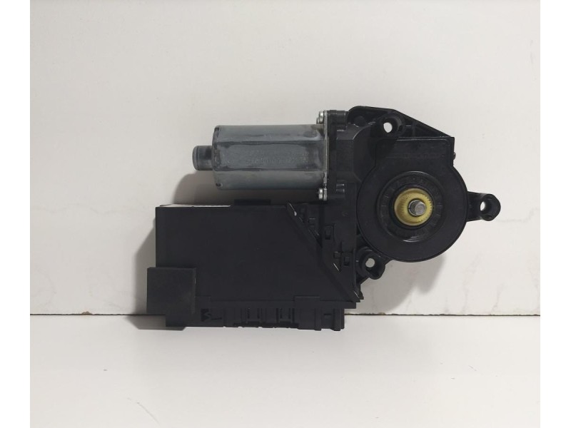 Recambio de motor elevalunas trasero derecho para volkswagen touareg (7l6) tdi v6 +motion referencia OEM IAM 3D0959794E 77963 